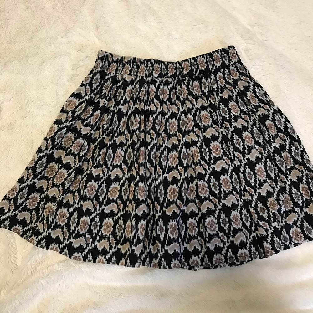 Cute Patterned skirt